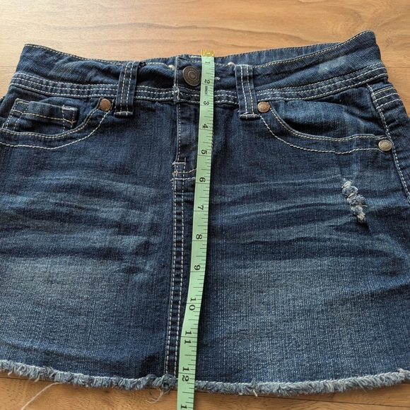 Chic Indigo Y2K Mini Skirt - Picture 4 of 5